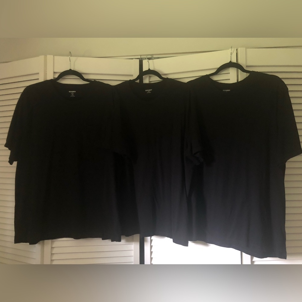 Old Navy Men's Black Crew-Neck Pocket T-Shirt